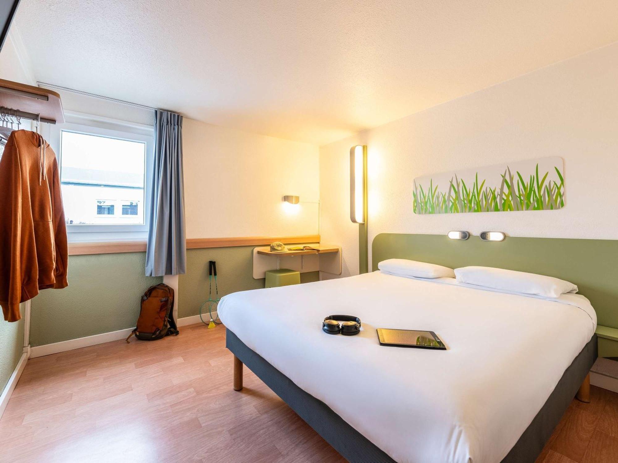 Ibis Budget Villefranche Limas المظهر الخارجي الصورة