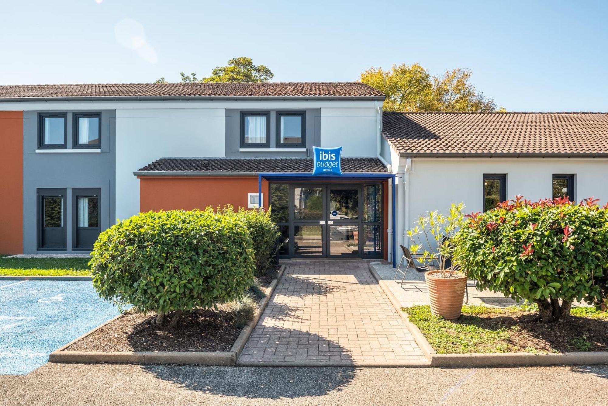 Ibis Budget Villefranche Limas المظهر الخارجي الصورة