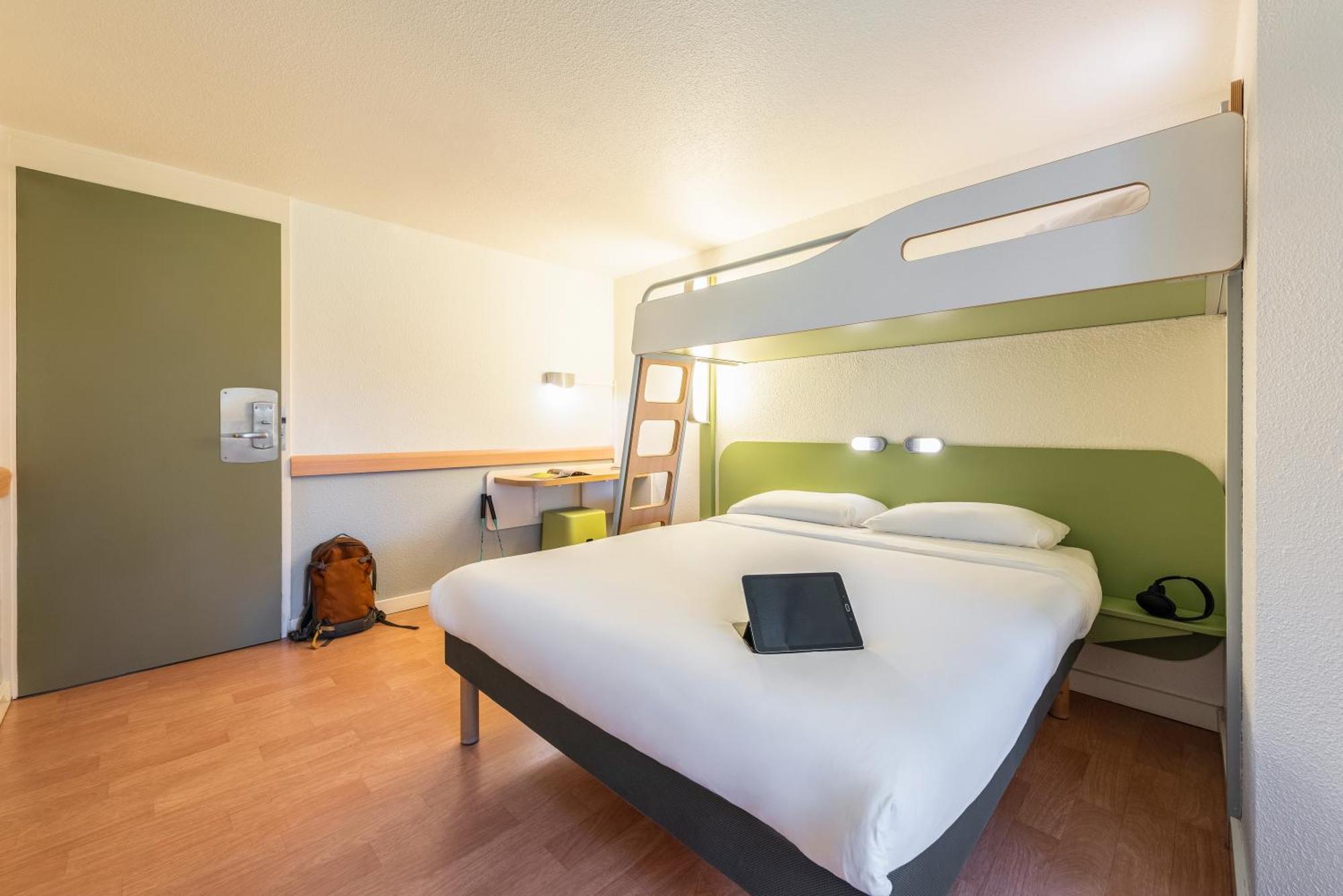 Ibis Budget Villefranche Limas المظهر الخارجي الصورة